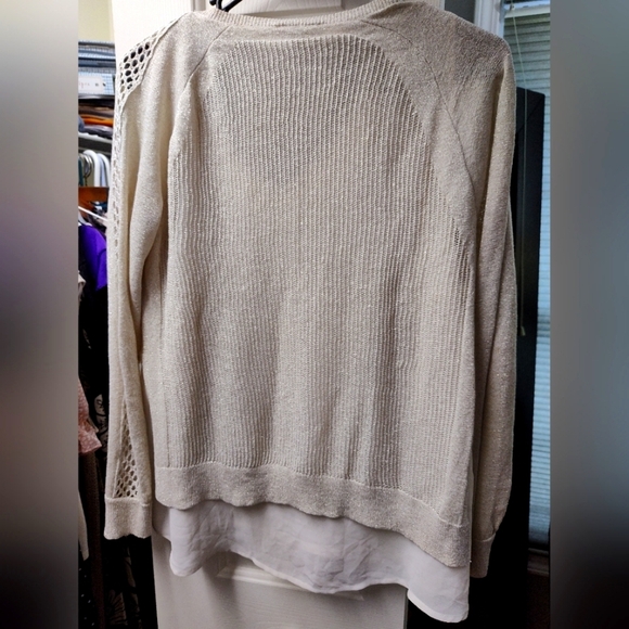 Lucky Brand V-Neck Taupe/Metallic Sweater Lined, S/P - Picture 3 of 4